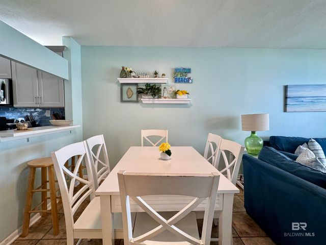 1027 W Beach Boulevard 313, Gulf Shores, AL 36542