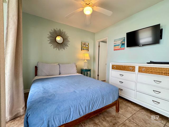 1027 W Beach Boulevard 313, Gulf Shores, AL 36542