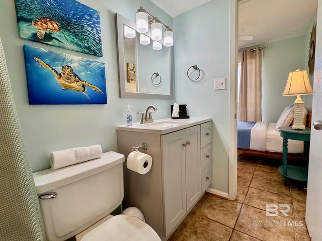 1027 W Beach Boulevard 313, Gulf Shores, AL 36542