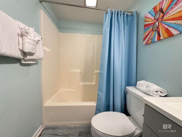 1027 W Beach Boulevard 313, Gulf Shores, AL 36542