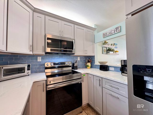 1027 W Beach Boulevard 313, Gulf Shores, AL 36542