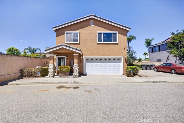 1216 Ashmill, Carson, CA 90745