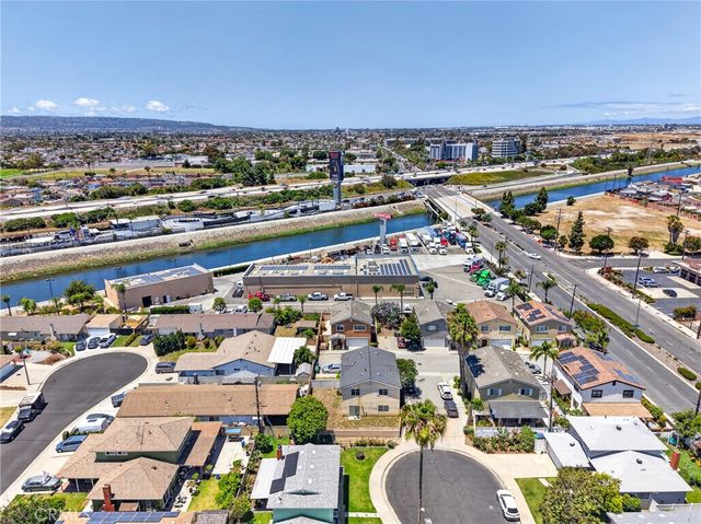 1216 Ashmill, Carson, CA 90745