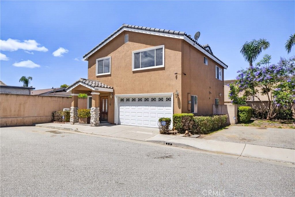 1216 Ashmill, Carson, CA 90745