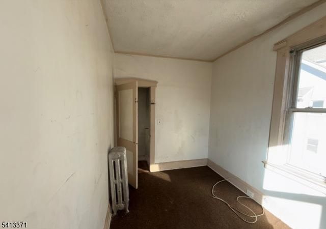 304 S Burnett St, East Orange City, NJ 07018
