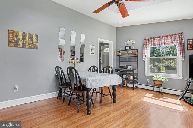 1442 HARVEY LN, Pottstown, PA 19465