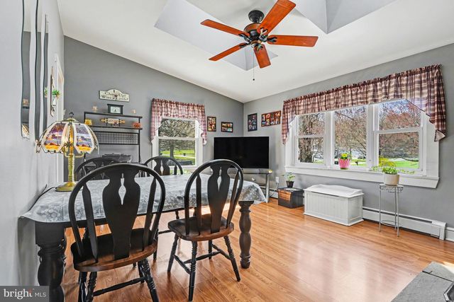 1442 HARVEY LN, Pottstown, PA 19465
