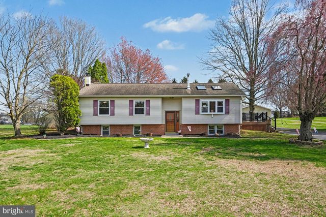 1442 HARVEY LN, Pottstown, PA 19465
