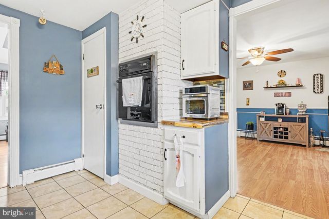 1442 HARVEY LN, Pottstown, PA 19465