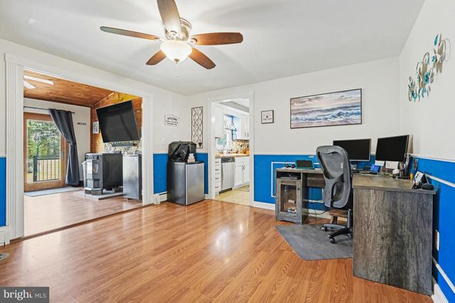 1442 HARVEY LN, Pottstown, PA 19465