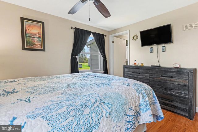 1442 HARVEY LN, Pottstown, PA 19465