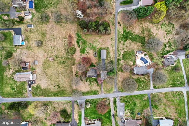 1442 HARVEY LN, Pottstown, PA 19465