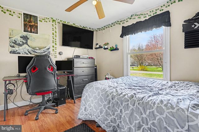 1442 HARVEY LN, Pottstown, PA 19465