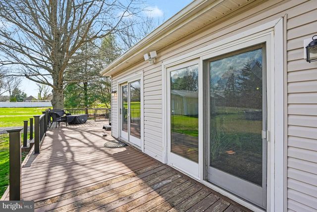 1442 HARVEY LN, Pottstown, PA 19465