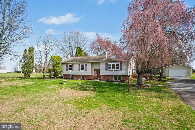 1442 HARVEY LN, Pottstown, PA 19465