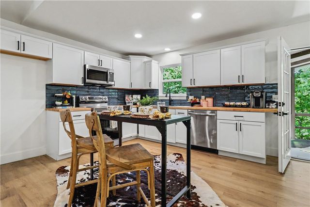 10 Orr Lane, Bella Vista, AR 72715