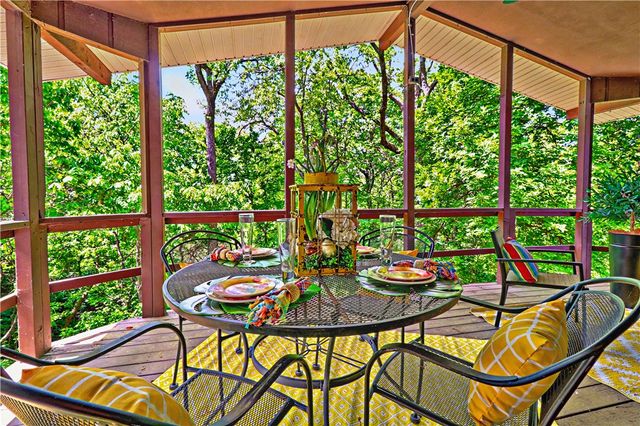 10 Orr Lane, Bella Vista, AR 72715