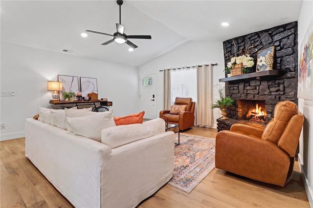 10 Orr Lane, Bella Vista, AR 72715