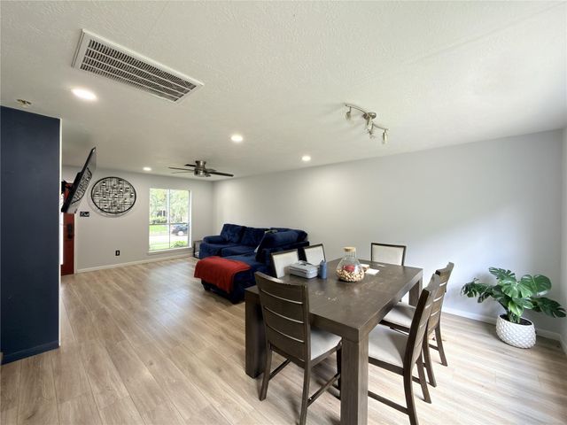 3922 Vauxhall Drive S, Houston, TX 77047