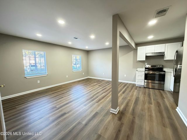 245 Mcdonnell Avenue, 116, Biloxi, MS 39531