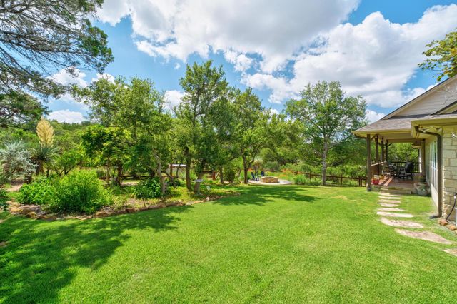 1053 Sunset Canyon DR S, Dripping Springs, TX 78620