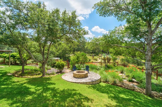 1053 Sunset Canyon DR S, Dripping Springs, TX 78620