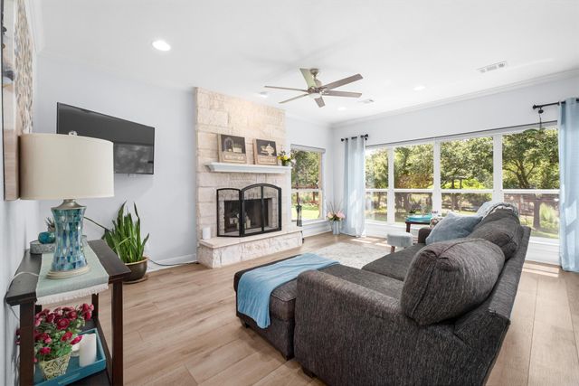 1053 Sunset Canyon DR S, Dripping Springs, TX 78620