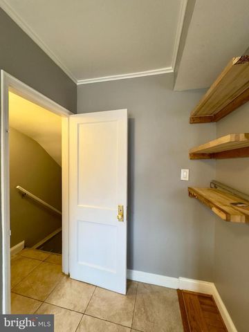 820 BRADHURST RD, Baltimore, MD 21212