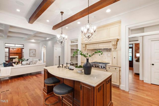 131 Lavinia Lane, Chapel Hill, NC 27516