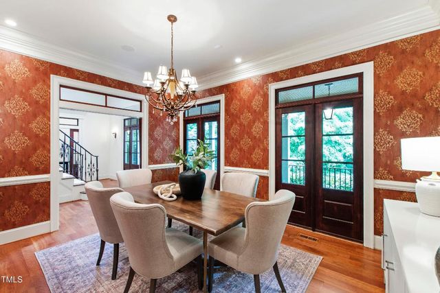 131 Lavinia Lane, Chapel Hill, NC 27516