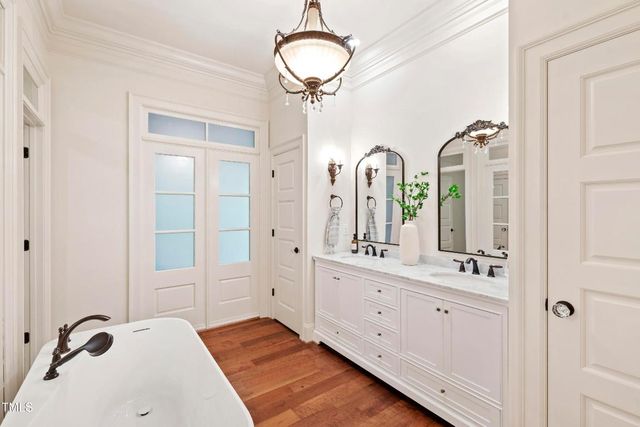 131 Lavinia Lane, Chapel Hill, NC 27516