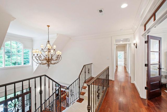 131 Lavinia Lane, Chapel Hill, NC 27516