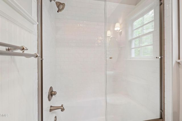 131 Lavinia Lane, Chapel Hill, NC 27516