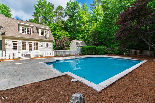 131 Lavinia Lane, Chapel Hill, NC 27516