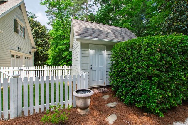 131 Lavinia Lane, Chapel Hill, NC 27516