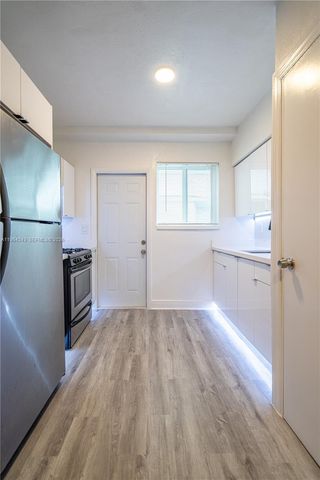 7325 Carlyle Ave 9, Miami Beach, FL 33141