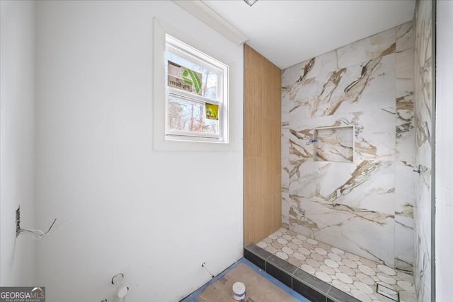 132 Lakeshore Drive NE, Marietta, GA 30067