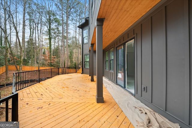 132 Lakeshore Drive NE, Marietta, GA 30067