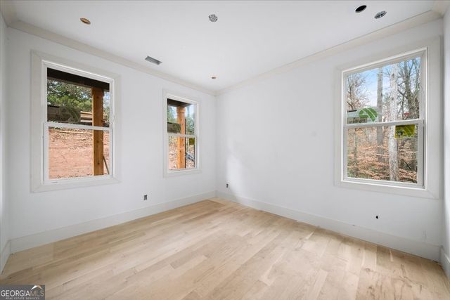 132 Lakeshore Drive NE, Marietta, GA 30067