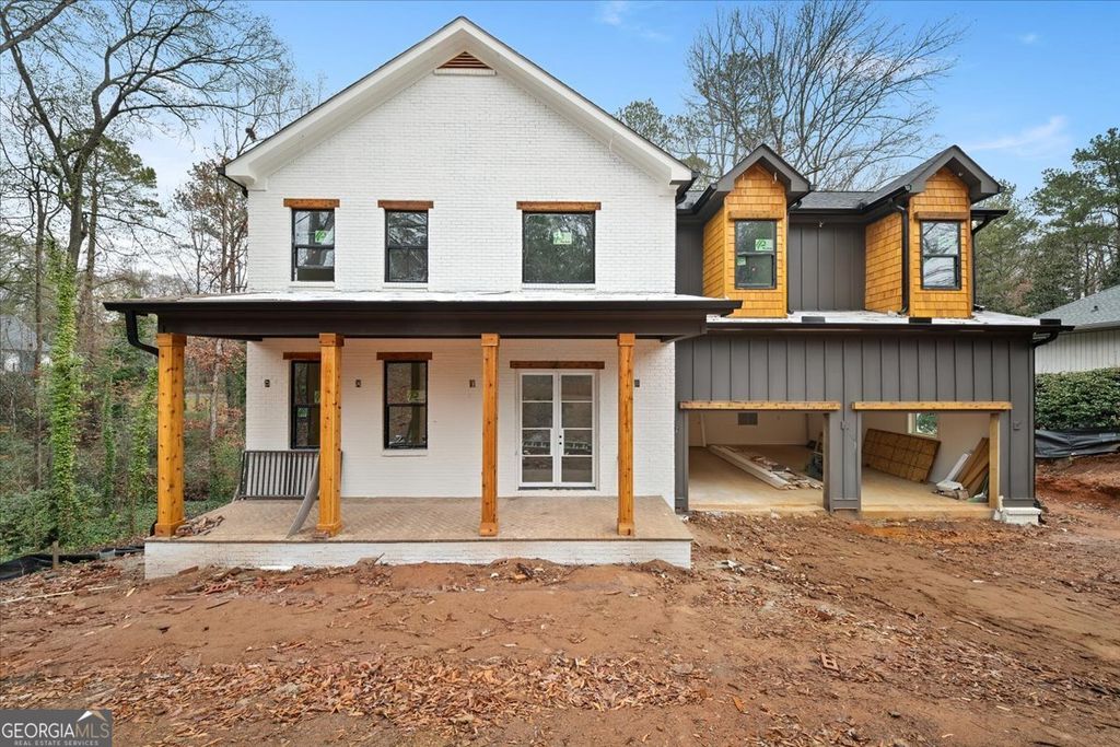 132 Lakeshore Drive NE, Marietta, GA 30067