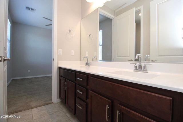 10221 E WAVELENGTH Avenue, Mesa, AZ 85212