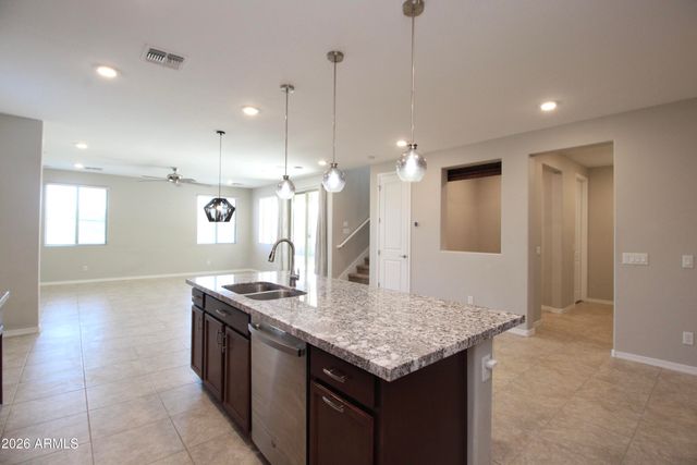10221 E WAVELENGTH Avenue, Mesa, AZ 85212