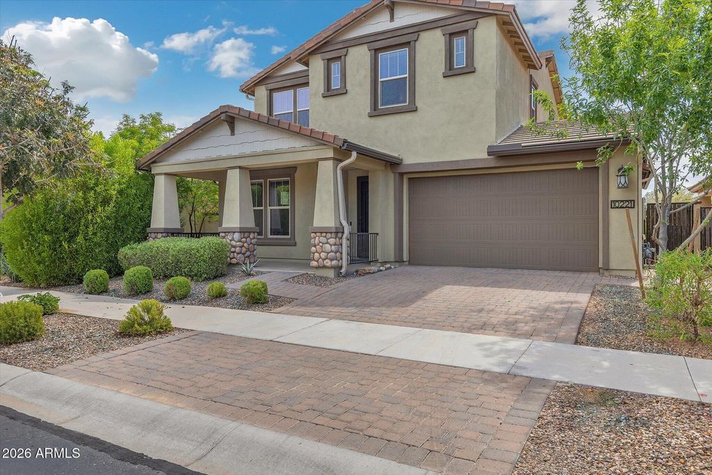 10221 E WAVELENGTH Avenue, Mesa, AZ 85212 — photo 2