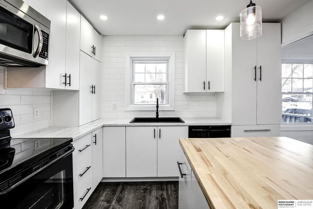 4502 S 62nd Street, Omaha, NE 68117