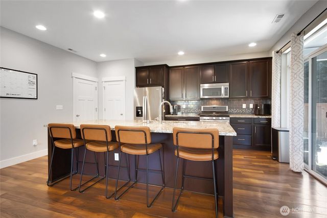 13526 188th Avenue E, Bonney Lake, WA 98391