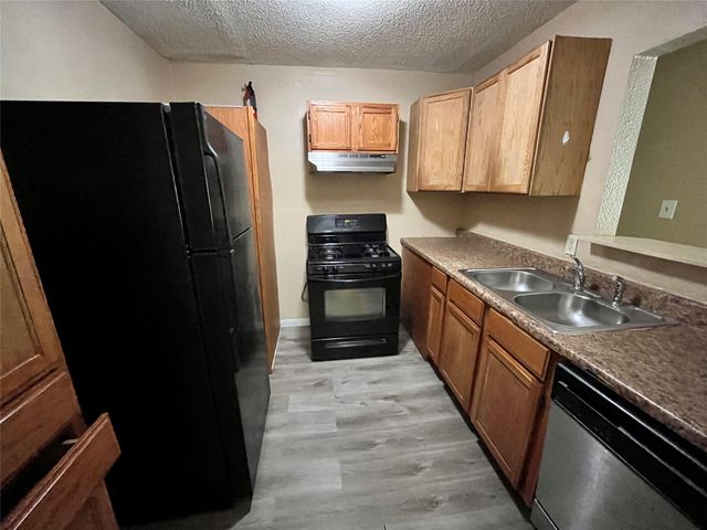 10235 Algiers Road 2, Houston, TX 77041