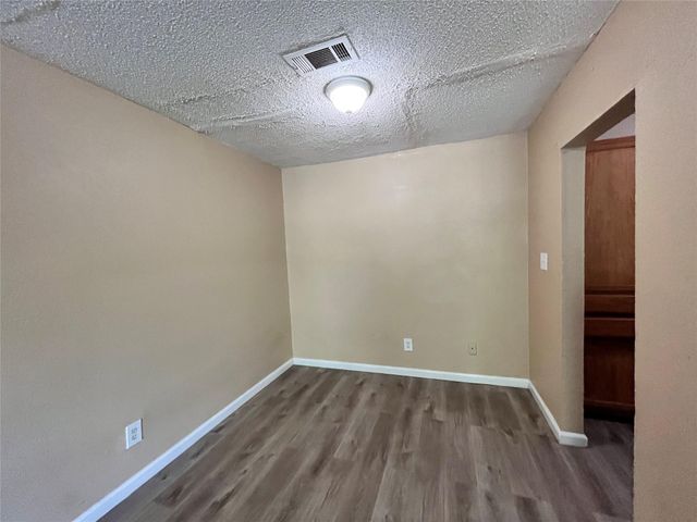 10235 Algiers Road 2, Houston, TX 77041
