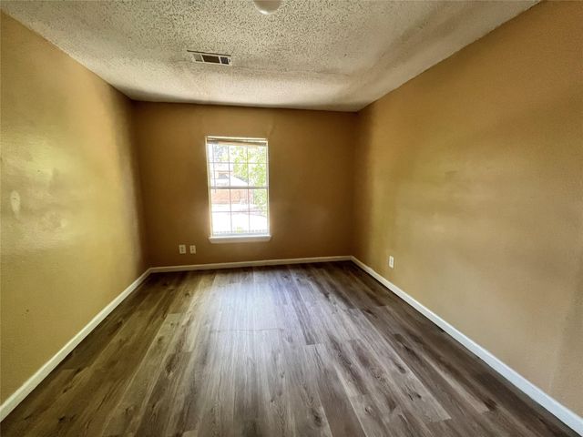 10235 Algiers Road 2, Houston, TX 77041
