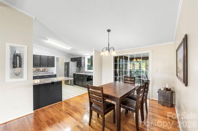 320 Huffstetler Lake Road, Dallas, NC 28034