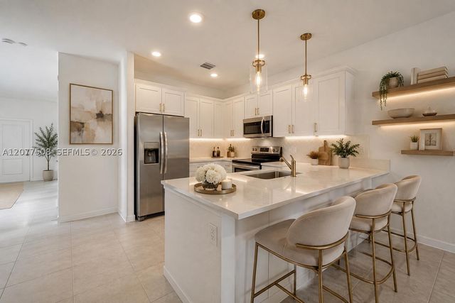 11881 NW 47th Mnr, Coral Springs, FL 33076